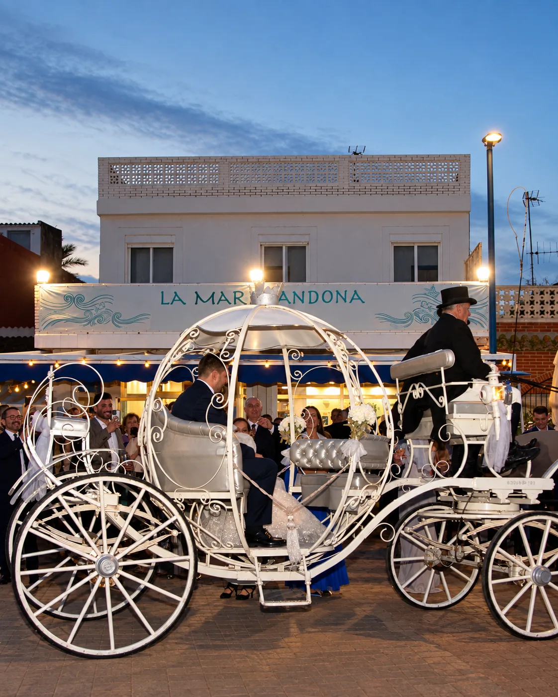 Hochzeitskutsche vor La Marimandona Beach