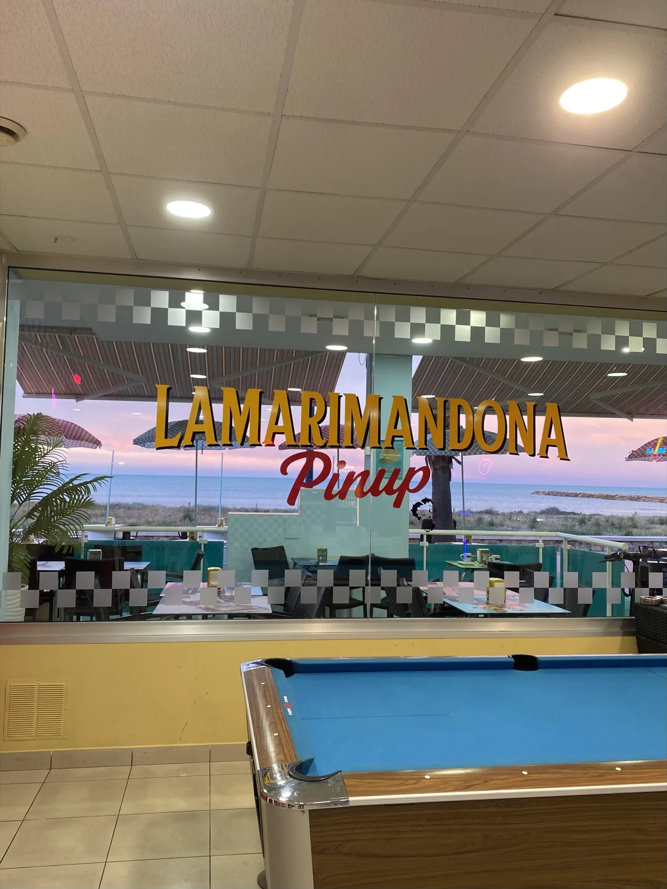 LaMarimandona Pinup room with sea views at sunset