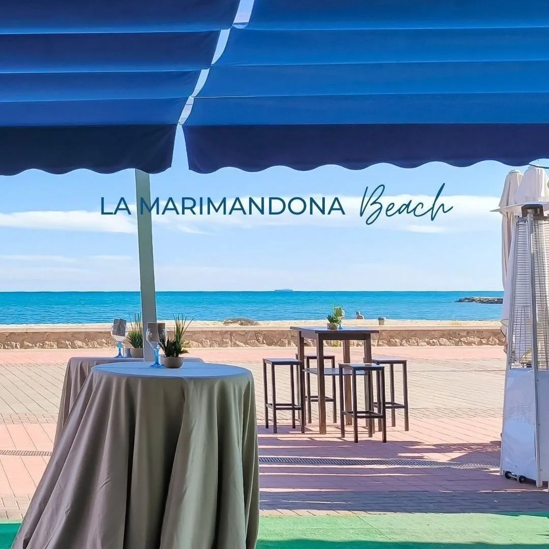 La Marimandona Beach terrace facing the sea in Puzol